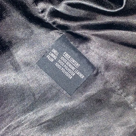 Leather jacket - Picture 3 of 3